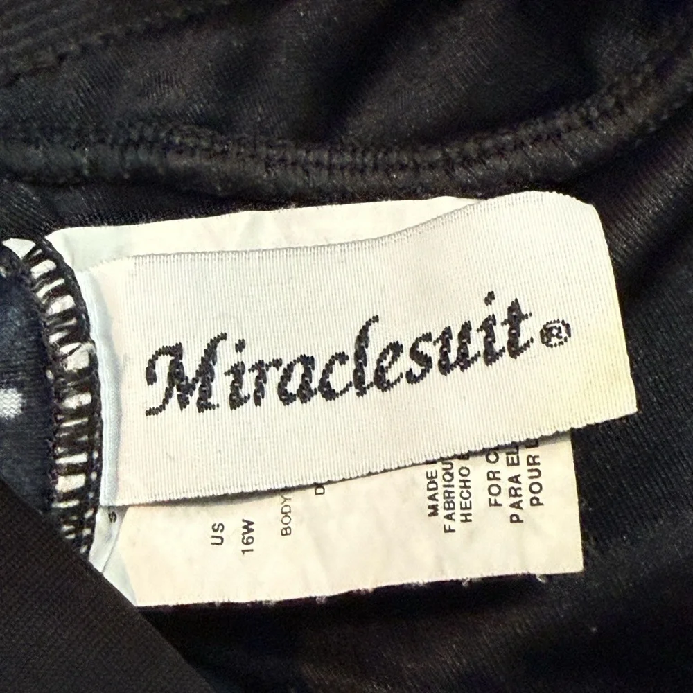Miraclesuit Black White Polka Dot Padded One Piece Swimsuit Sz 16W